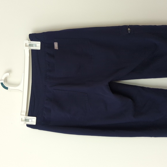 Figs Zamora Jogger Scrub Pants - Picture 4 of 4